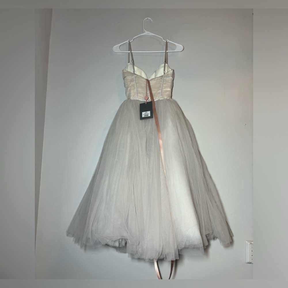 NEW HOUSE OF CB COUNTESS FRENCH DOVE TULLE MIDI DRESS size XS fuller cup - Picture 6 of 8